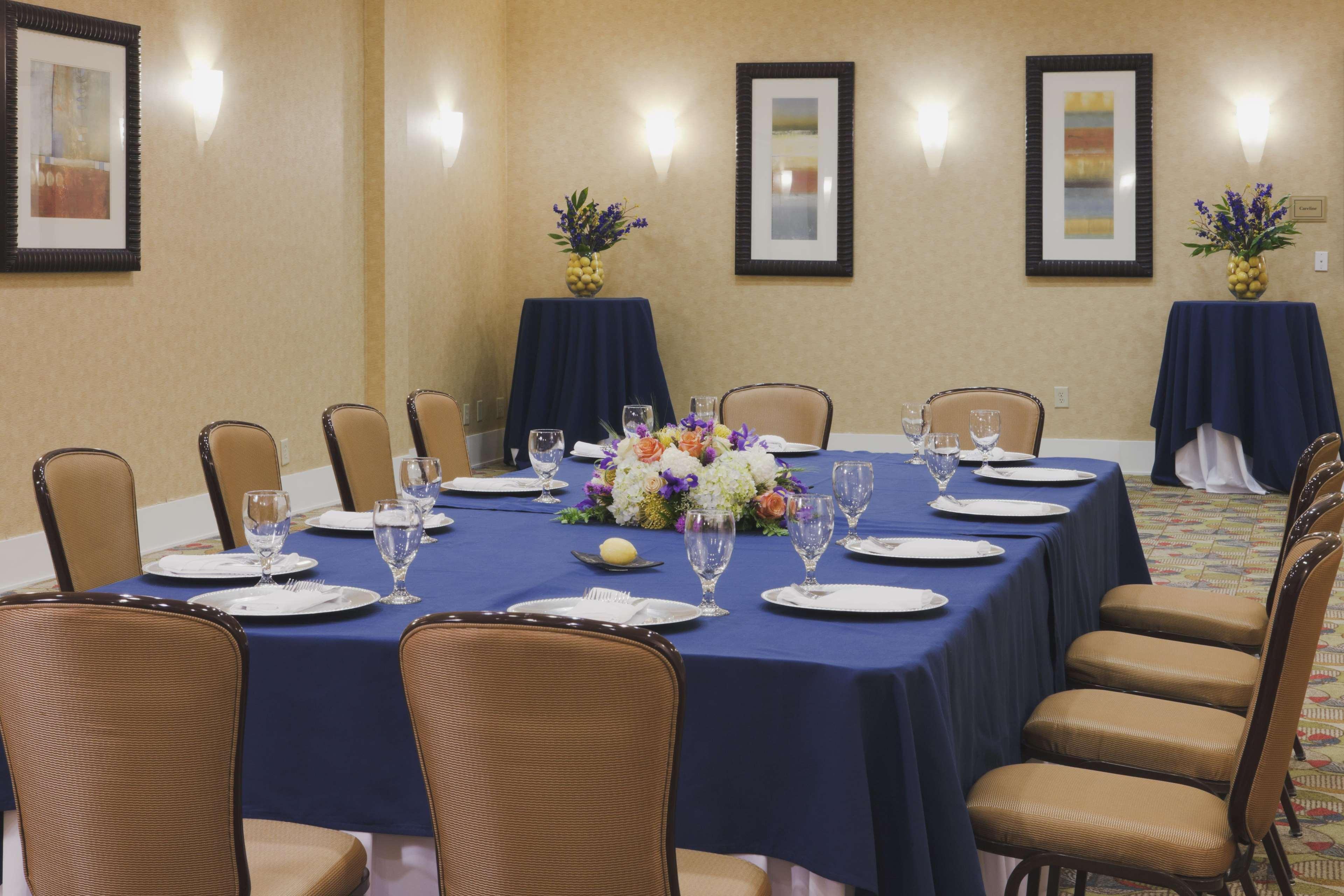 Doubletree By Hilton Columbus Restaurante foto
