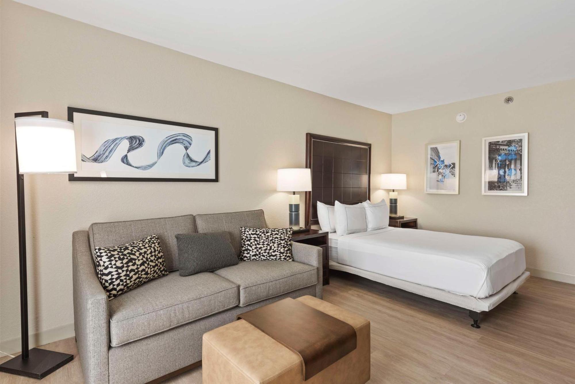 Doubletree By Hilton Columbus Exterior foto